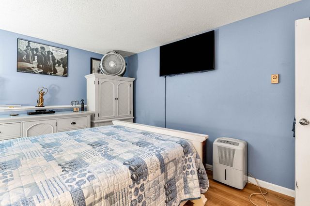 12L Rebecca Lane, Derry, NH 03038