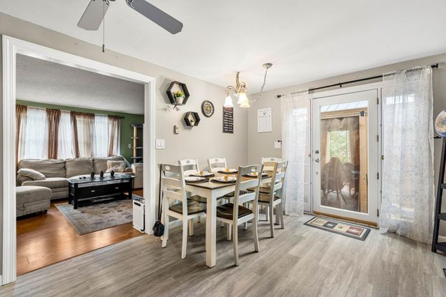 12L Rebecca Lane, Derry, NH 03038