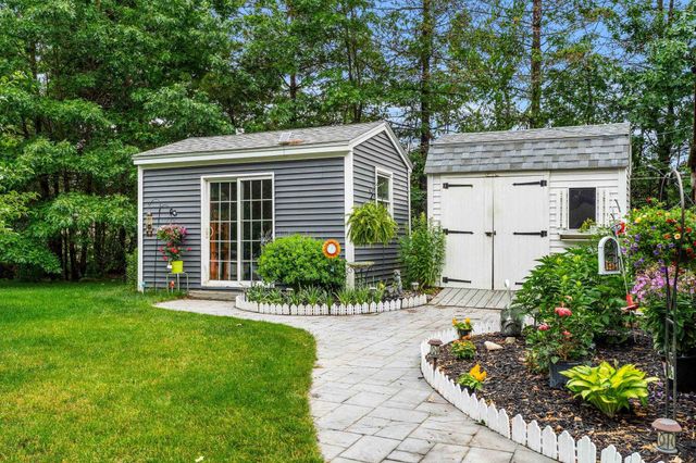 12L Rebecca Lane, Derry, NH 03038
