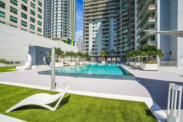 690 SW 1st Court 1623, Miami, FL 33130