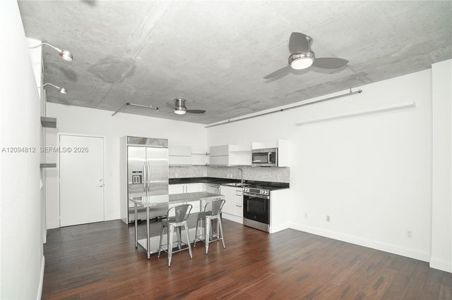 690 SW 1st Court 1623, Miami, FL 33130