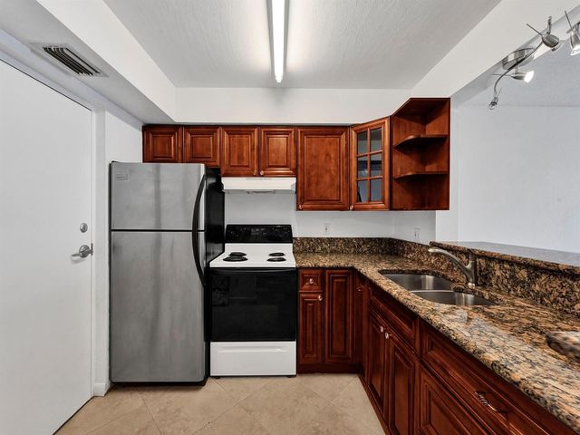 4025 N Federal Highway B311, Fort Lauderdale, FL 33308