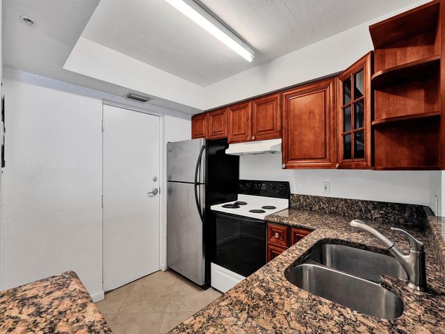4025 N Federal Highway B311, Fort Lauderdale, FL 33308