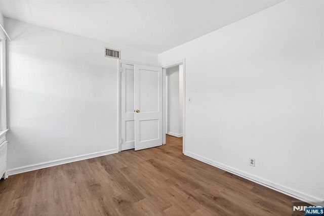 292 Louis Street 1FL, Hackensack, NJ 07601