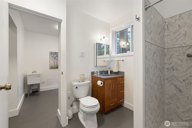 11706 36th Avenue NE, Seattle, WA 98125