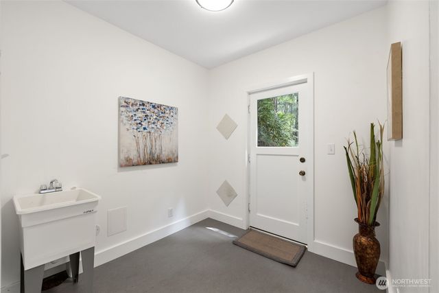11706 36th Avenue NE, Seattle, WA 98125
