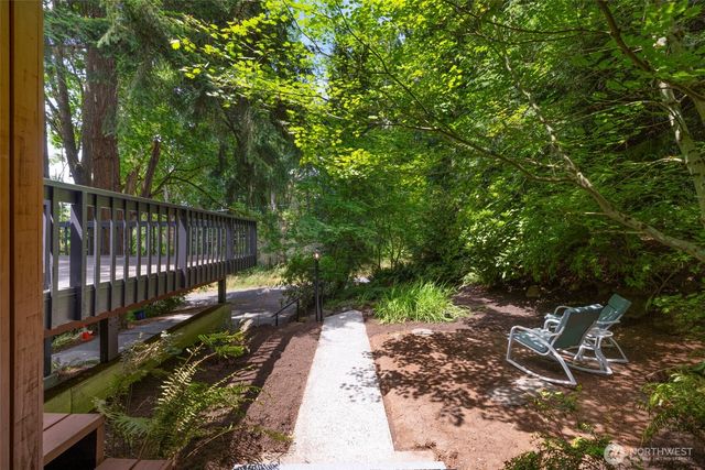 11706 36th Avenue NE, Seattle, WA 98125