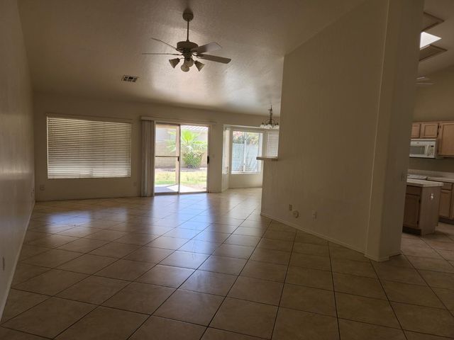 1126 W Grand Caymen Drive, Gilbert, AZ 85233