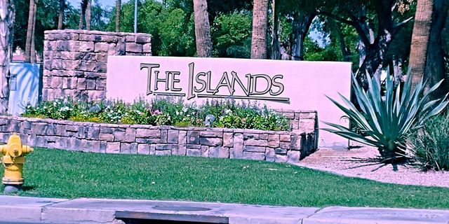 1126 W Grand Caymen Drive, Gilbert, AZ 85233