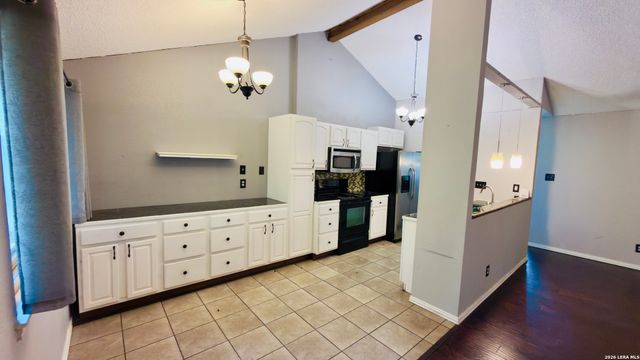 5659 Wood Oak, San Antonio, TX 78233