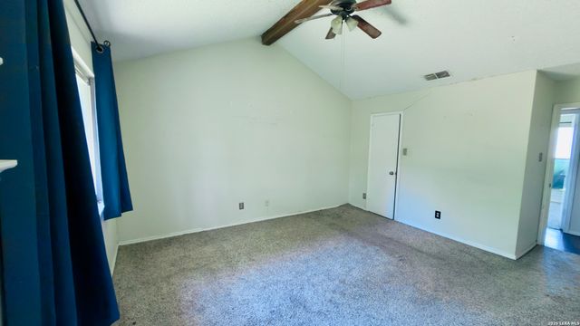 5659 Wood Oak, San Antonio, TX 78233