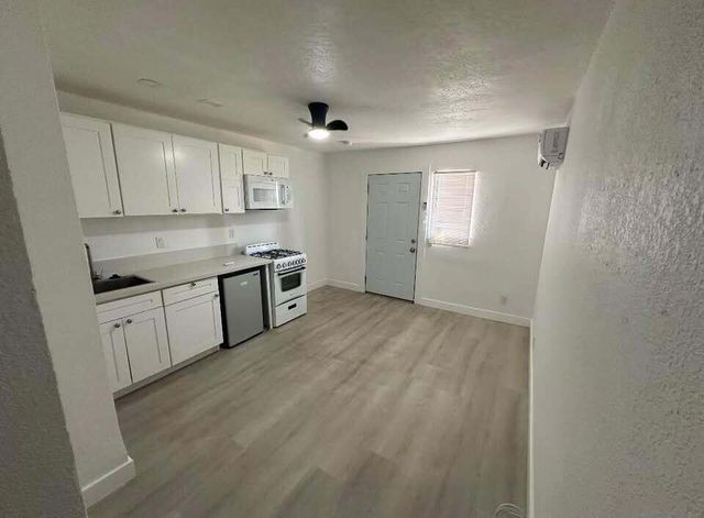 10485 Santa Cruz Road, Desert Hot Springs, CA 92240