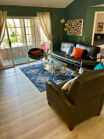 2700 Lawrence Crossley Road 18, Palm Springs, CA 92264