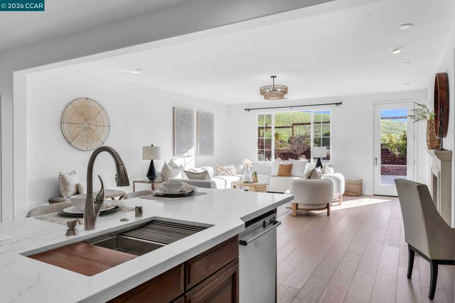 116 Spalding Ct, San Ramon, CA 94582