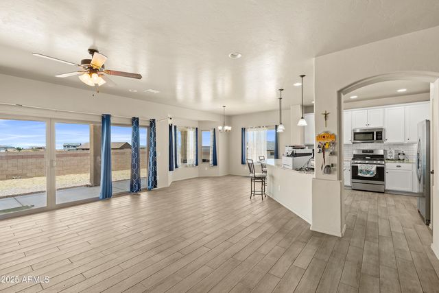 6647 E BIG SPUR Circle, Hereford, AZ 85615