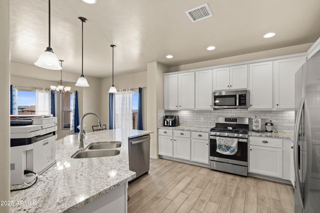 6647 E BIG SPUR Circle, Hereford, AZ 85615