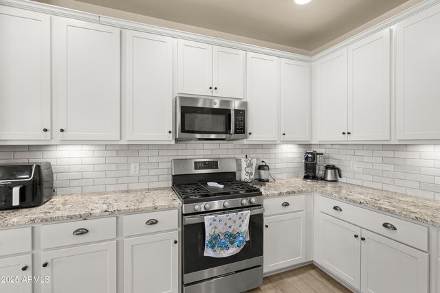 6647 E BIG SPUR Circle, Hereford, AZ 85615