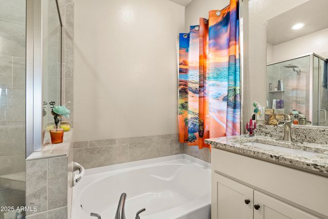 6647 E BIG SPUR Circle, Hereford, AZ 85615