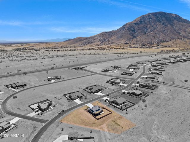 6647 E BIG SPUR Circle, Hereford, AZ 85615