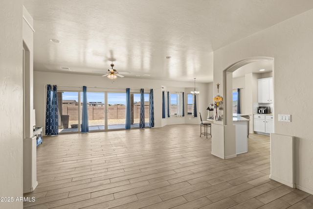 6647 E BIG SPUR Circle, Hereford, AZ 85615