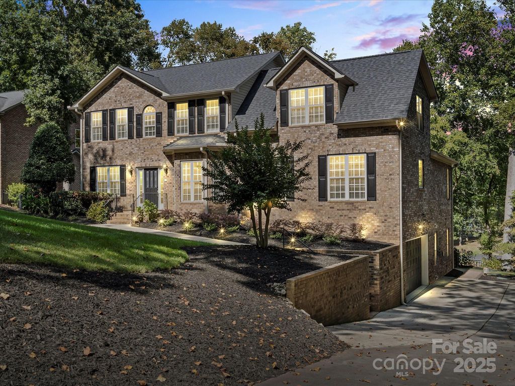172 Beaten Path Road, Mooresville, NC 28117