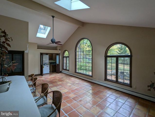 1415 WINDYBUSH RD, Wilmington, DE 19810