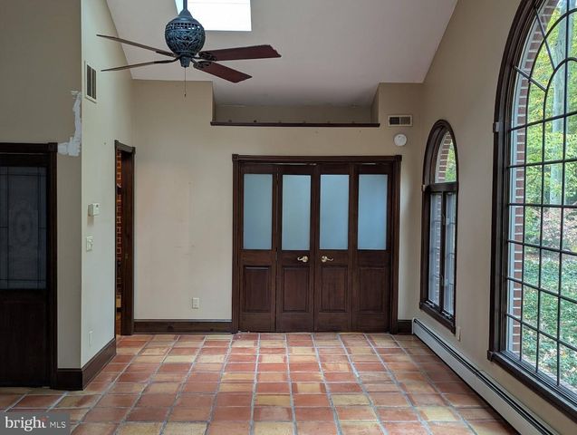 1415 WINDYBUSH RD, Wilmington, DE 19810