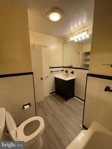 1415 WINDYBUSH RD, Wilmington, DE 19810