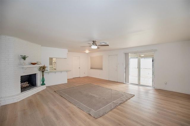 1523 19th Avenue N, Texas City, TX 77590