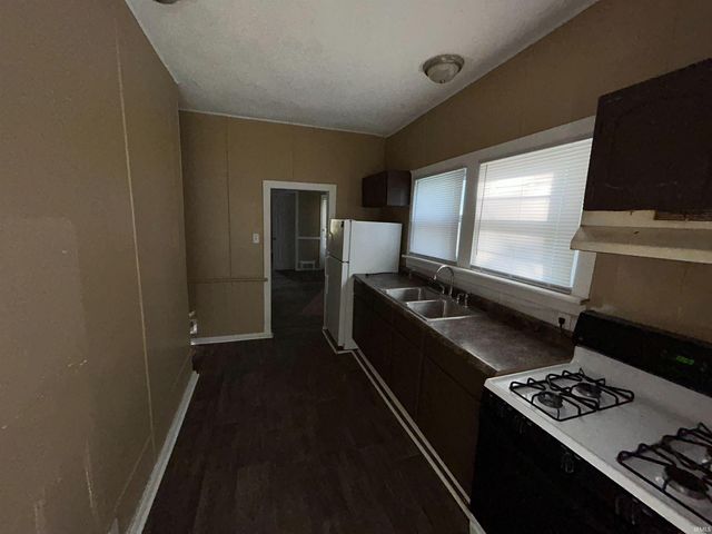 1311 Huestis Avenue, Fort Wayne, IN 46807