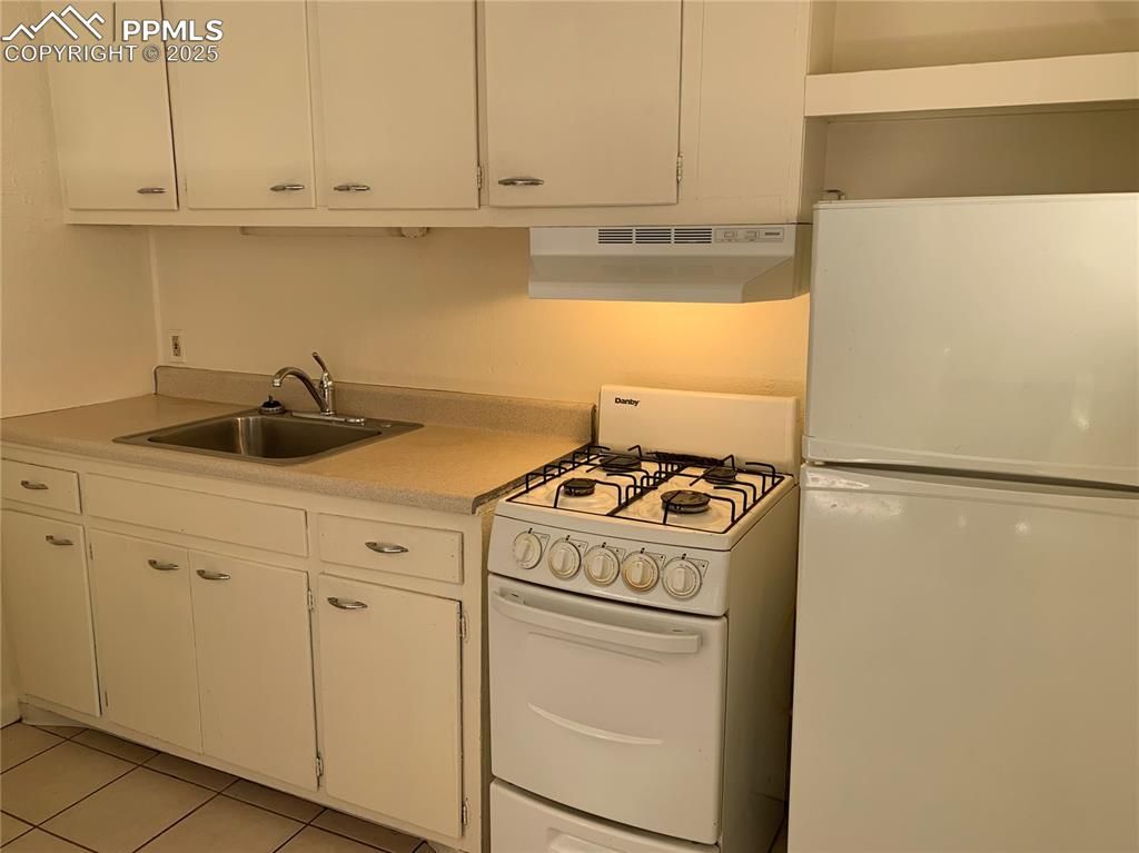 3 Arapahoe Place, Manitou Springs, CO 80829 — photo 5