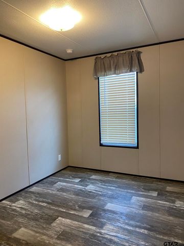 19124 CR 4118, Lindale, TX 75771