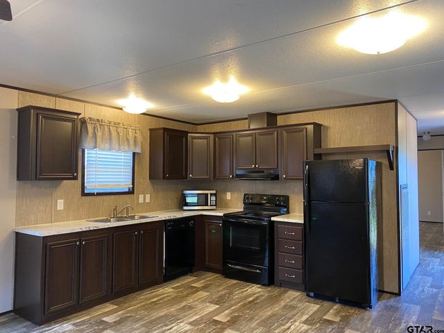 19124 CR 4118, Lindale, TX 75771