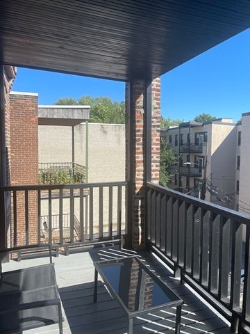 324 Summit Avenue 3, Boston, MA 02135