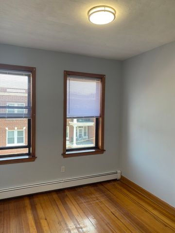 324 Summit Avenue 3, Boston, MA 02135
