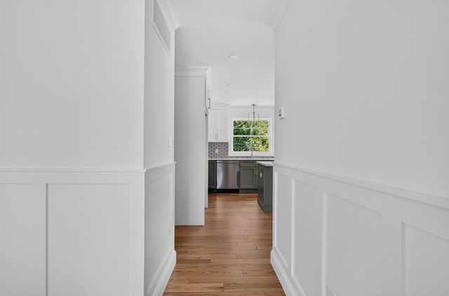 44 Slade St, Dartmouth, MA 02747