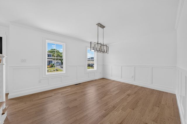 44 Slade St, Dartmouth, MA 02747