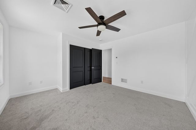 44 Slade St, Dartmouth, MA 02747