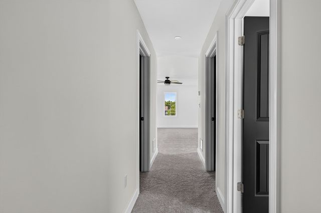 44 Slade St, Dartmouth, MA 02747