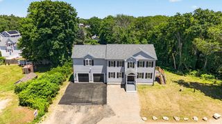 44 Slade St, Dartmouth, MA 02747