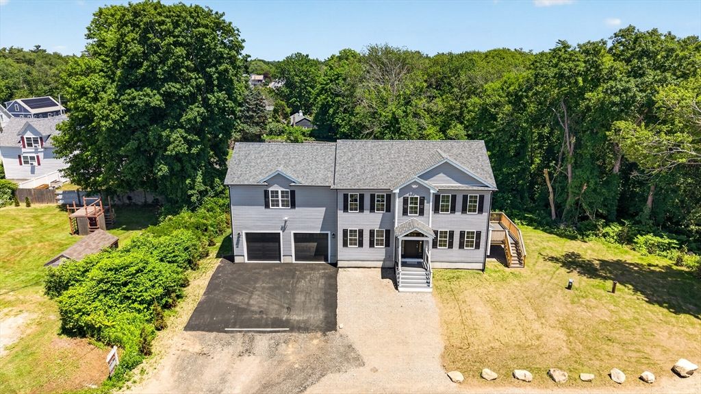 44 Slade St, Dartmouth, MA 02747