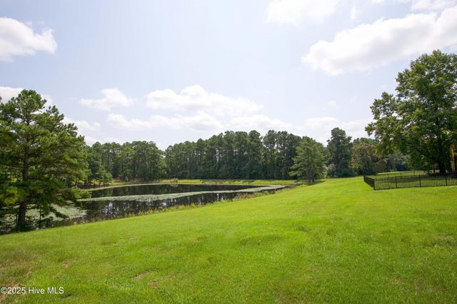 450 Addor Road, Aberdeen, NC 28315