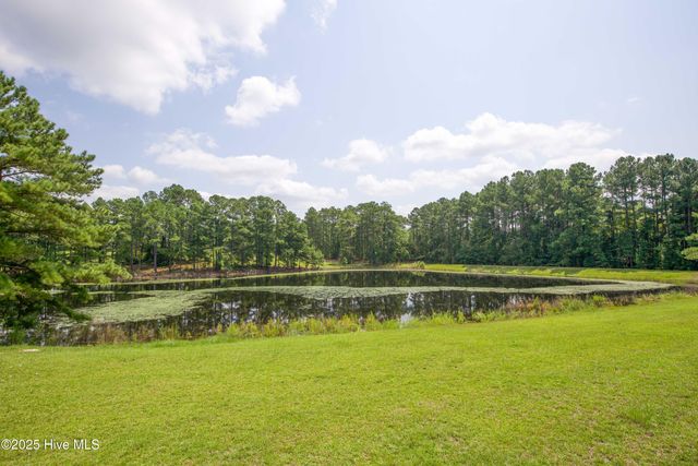 450 Addor Road, Aberdeen, NC 28315