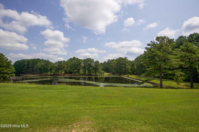 450 Addor Road, Aberdeen, NC 28315