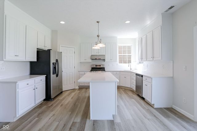 1509 Old Thicket Court, Greenwood, IN 46143