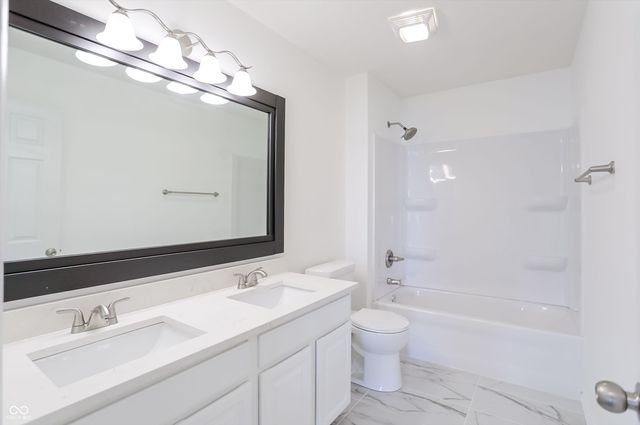 1509 Old Thicket Court, Greenwood, IN 46143