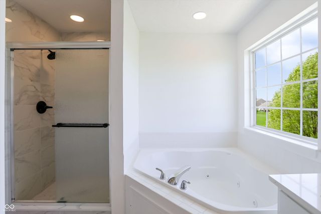 1509 Old Thicket Court, Greenwood, IN 46143