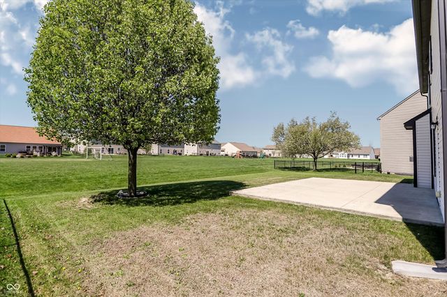 1509 Old Thicket Court, Greenwood, IN 46143