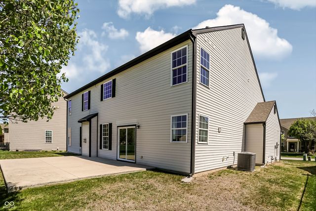 1509 Old Thicket Court, Greenwood, IN 46143