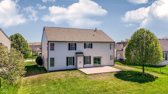 1509 Old Thicket Court, Greenwood, IN 46143